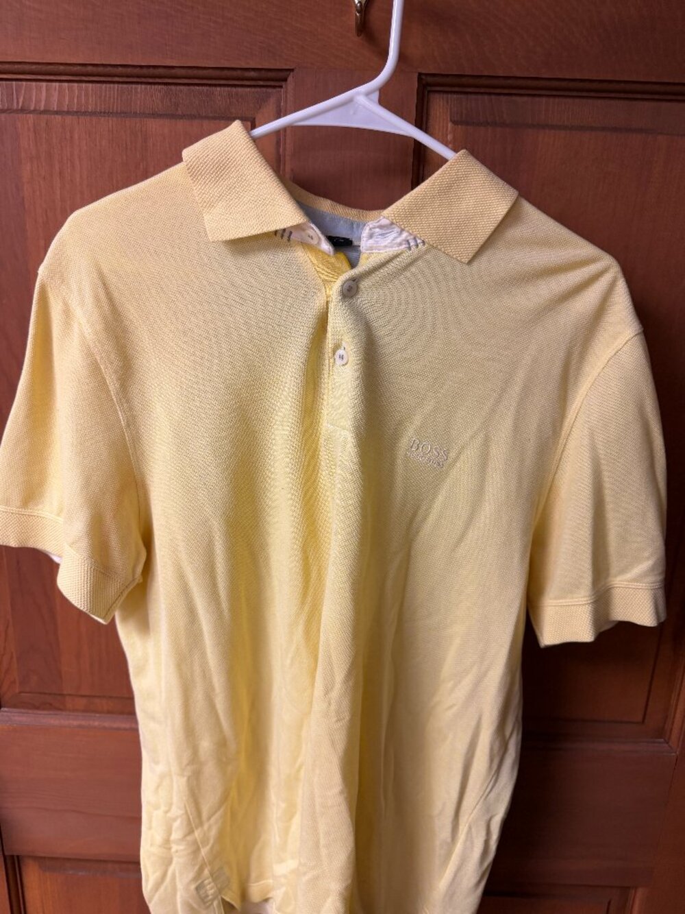 Hugo Boss Men's Light Yellow  Polo Size Large in Good Shape!